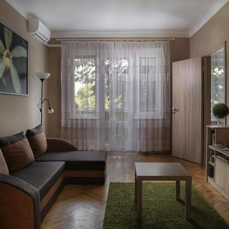 Koroesi Apartman Pécs Esterno foto