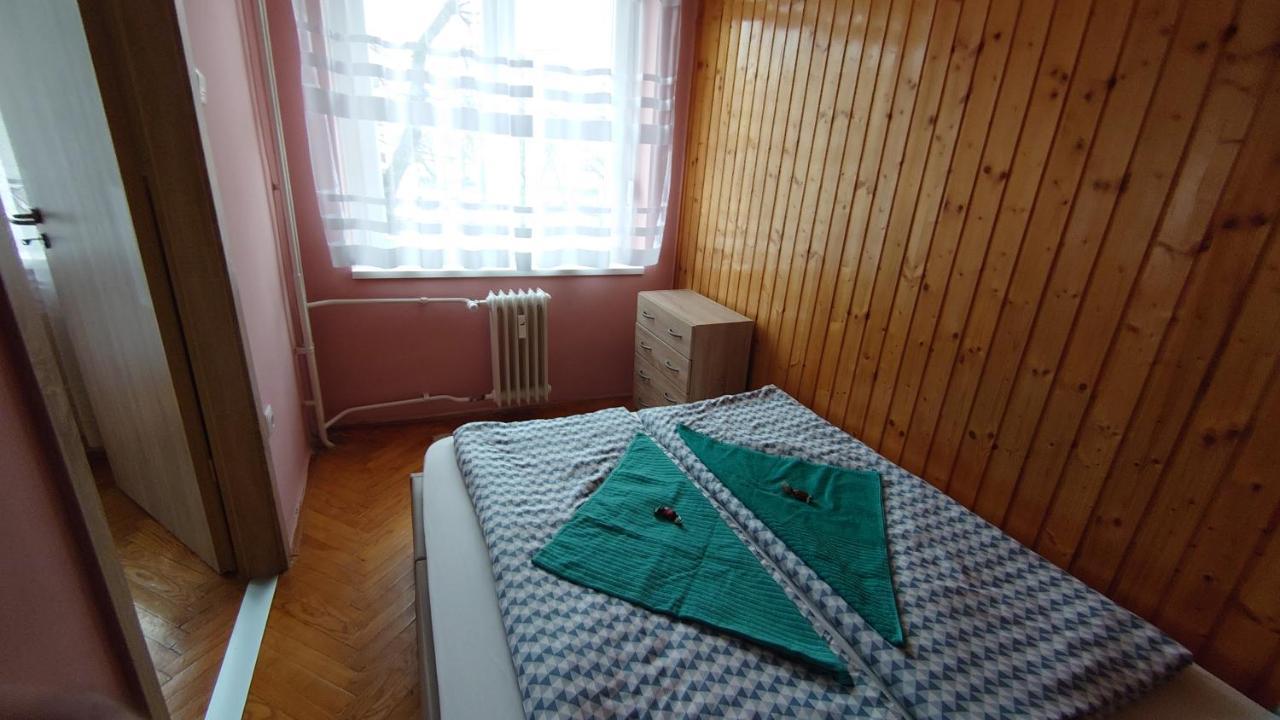 Koroesi Apartman Pécs Esterno foto