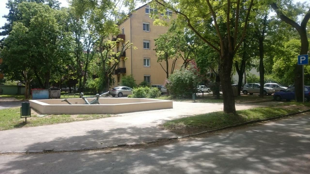 Koroesi Apartman Pécs Esterno foto